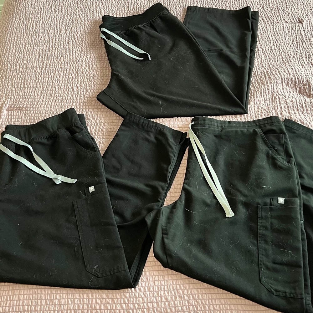 FIGS Black Scrub Pants Bundle - Yola 1.0 & 2.0 and Livingston